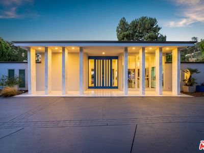 7979 Mulholland Dr, Los Angeles, CA, 90046