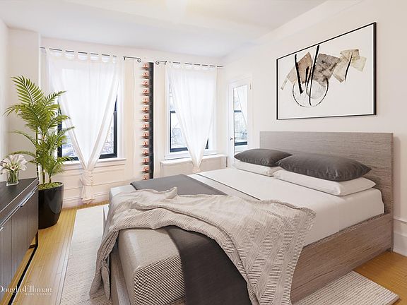 4th image of 160 W 77th St APT 4C