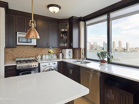 3rd image of 630 1st Ave APT 15D