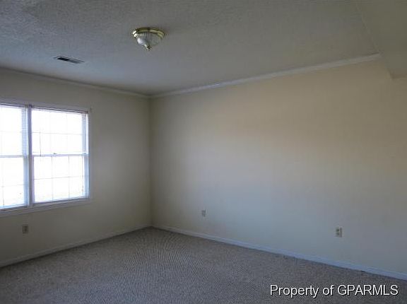 2nd image of 3206 Crestwood Dr