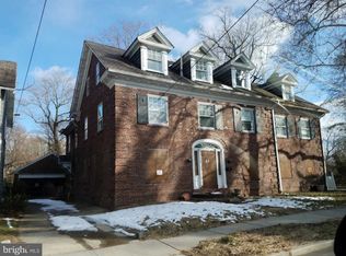 42 Fisher Pl, Trenton, NJ