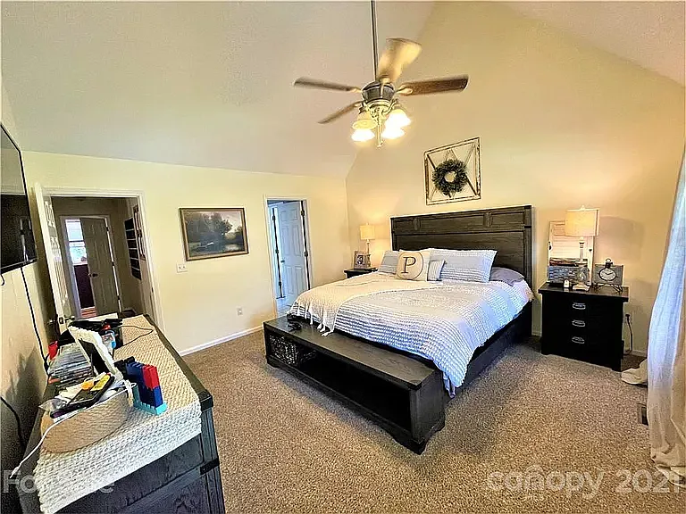 17 Grove Garden Ave — Photo 10