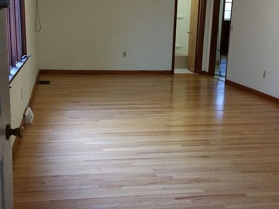 2nd image of 416 Hamilton St Floor 1