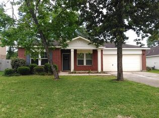 515 Aweigh Dr, Crosby, TX 77532