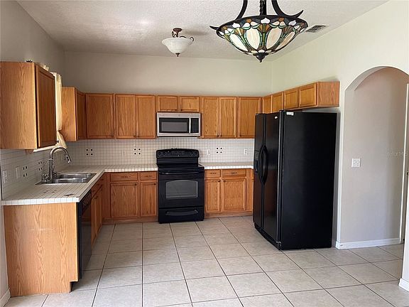 4th image of 601 Windsor Estates Dr