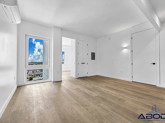 4th image of 172-02 Hillside Ave #8G