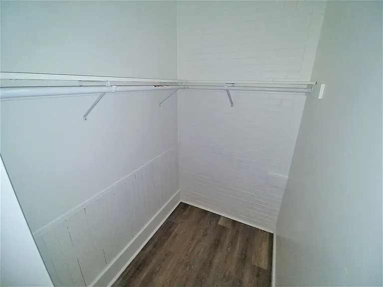 491 Norton Street — Photo 13