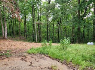 70 Whitewater Dr, Franklin, GA 30217