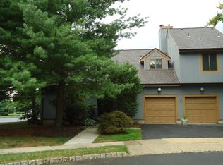 2 Hawthorne Pl, Basking Ridge, NJ 07920