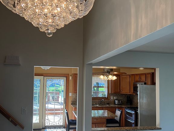5th image of 19604 Lake Lynwood Dr
