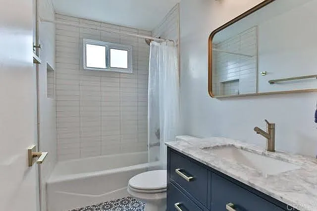 736 F Ave #1 — Photo 31
