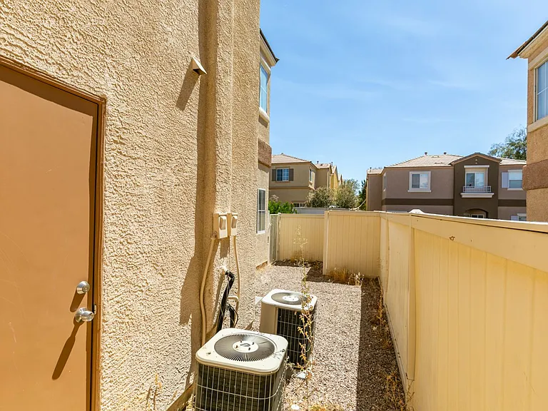 892 Blue Rosalie Pl — Photo 42