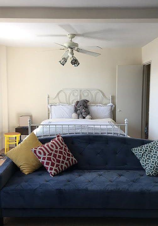 Separate bedroom Alcove Studio