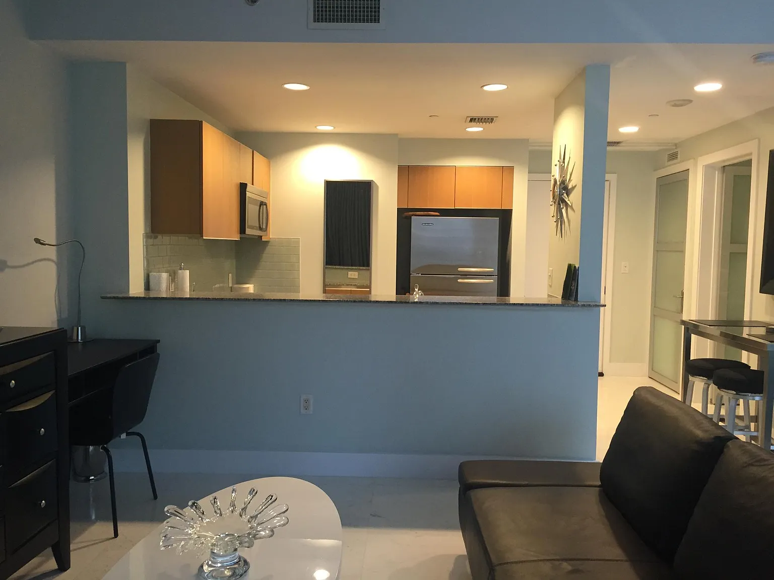Studio, 601 sqft, $2,500 — Photo 2
