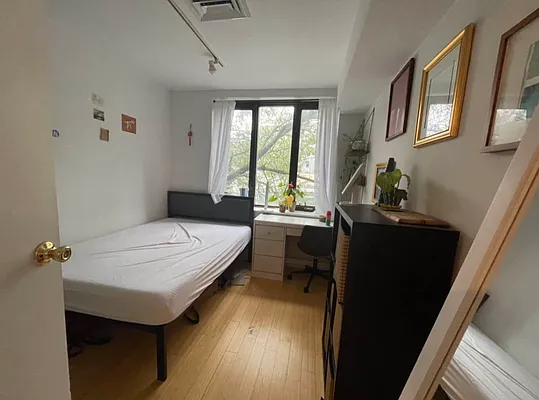 Rented by The Downtown LLC | media 24