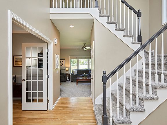 4th image of 7803 Aspen Dr