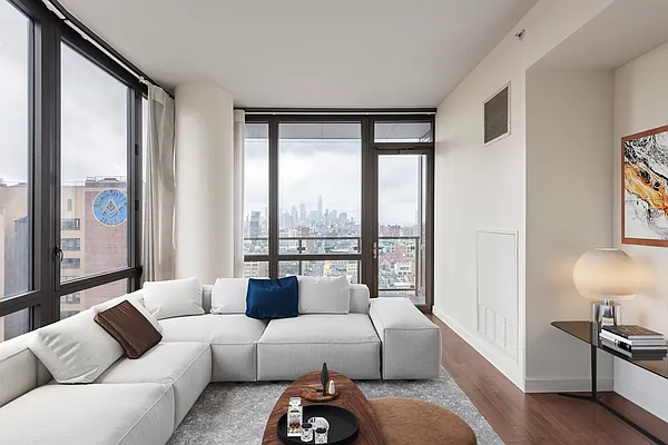 Rented by Compass | media 23