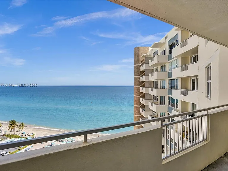 3180 S Ocean Dr #1504 — Photo 23
