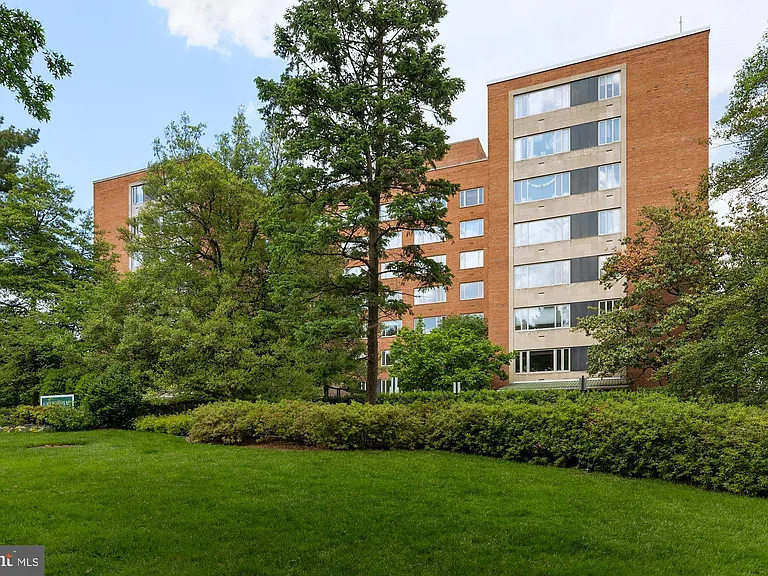 4301 Massachusetts Ave NW #3014 — Photo 17