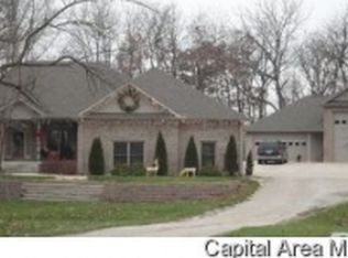 134 Bel Haven Dr, Taylorville, IL 62568