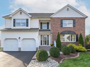 6 Bennet Rd, Hillsborough, NJ 08844