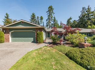 195 Fairway Dr, Sequim, WA 98382