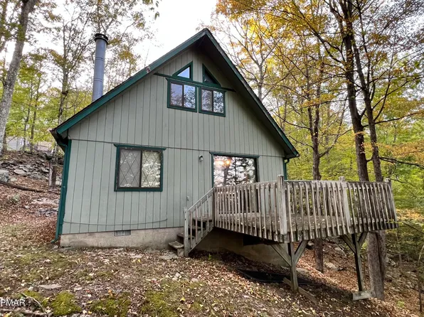 116 Sterling Cir, Bushkill, PA 18324