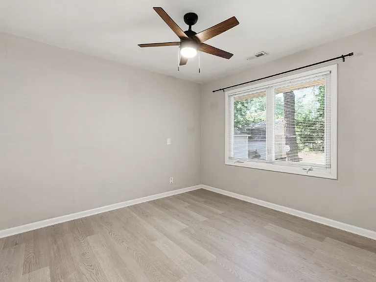 24 Warren Dr — Photo 21