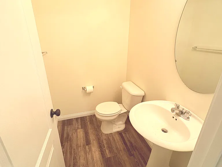 10345 Fredricksburg Rd — Photo 9