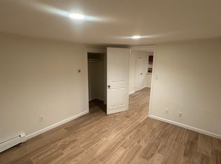 65 Chestnut St, Lodi, NJ 07644
