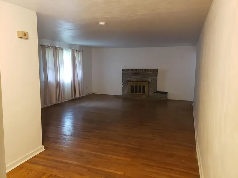 Huge livingroom looking from hallway