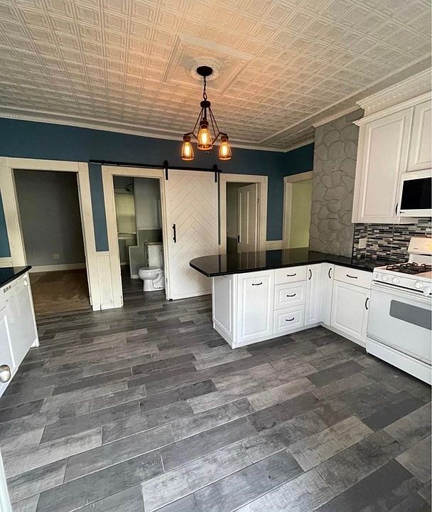 79 3rd Ave, Lowell, MA 01854 Zillow