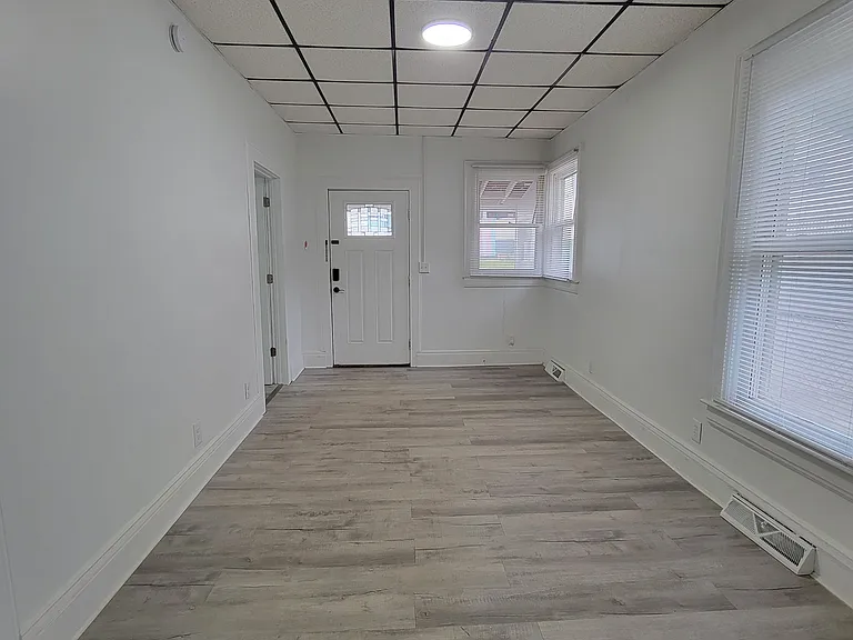 920 Hendrix Ave — Photo 9