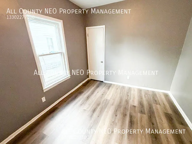 13305 Durkee Ave #DOWN — Photo 12