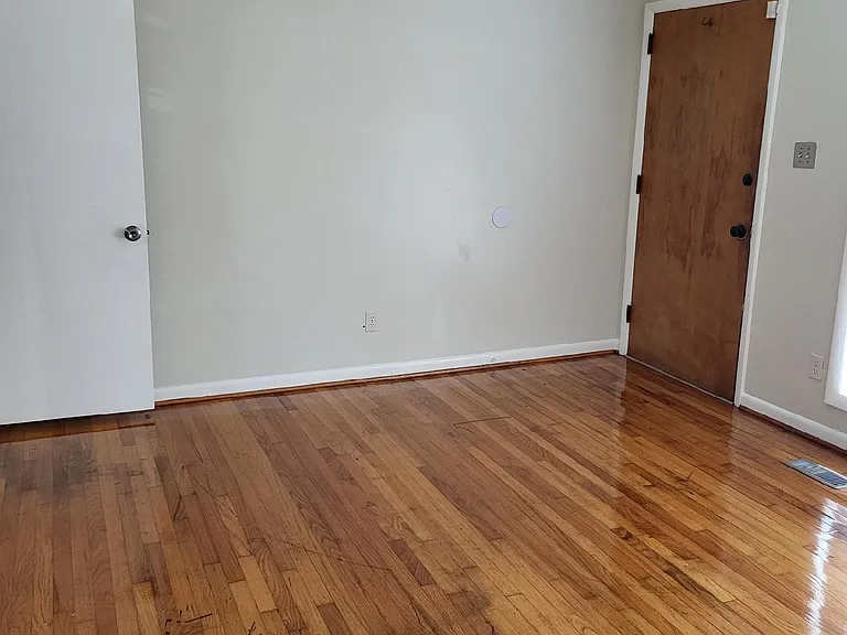 1858 Cascade St — Photo 5