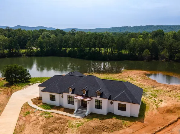 125 Pebble Ln, Gadsden, AL 35901