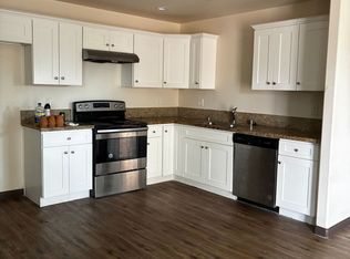 2009 Owens St #A, Bakersfield, CA