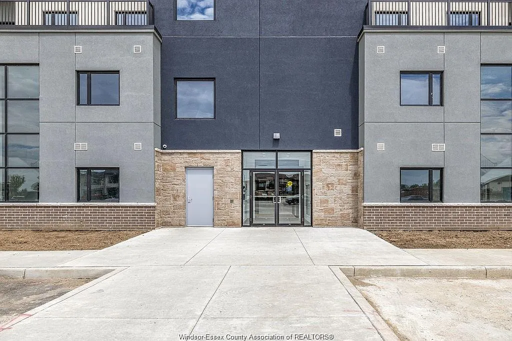 Building Photo - 7337 Meo Blvd #521