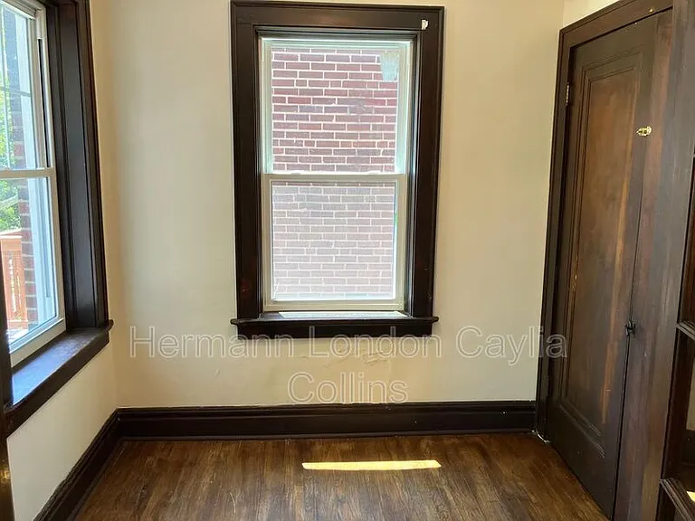 4427 S Grand Blvd #2F — Photo 4