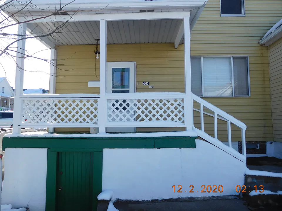 514 1/2 Chartiers Ave