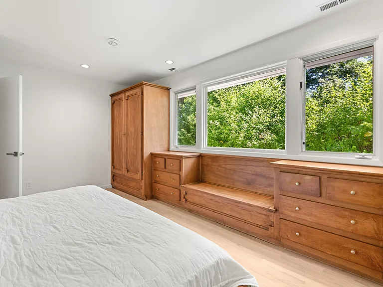 65 Bailey Rd — Photo 16