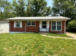 1401 Columbus Dr, Saint Louis, MO