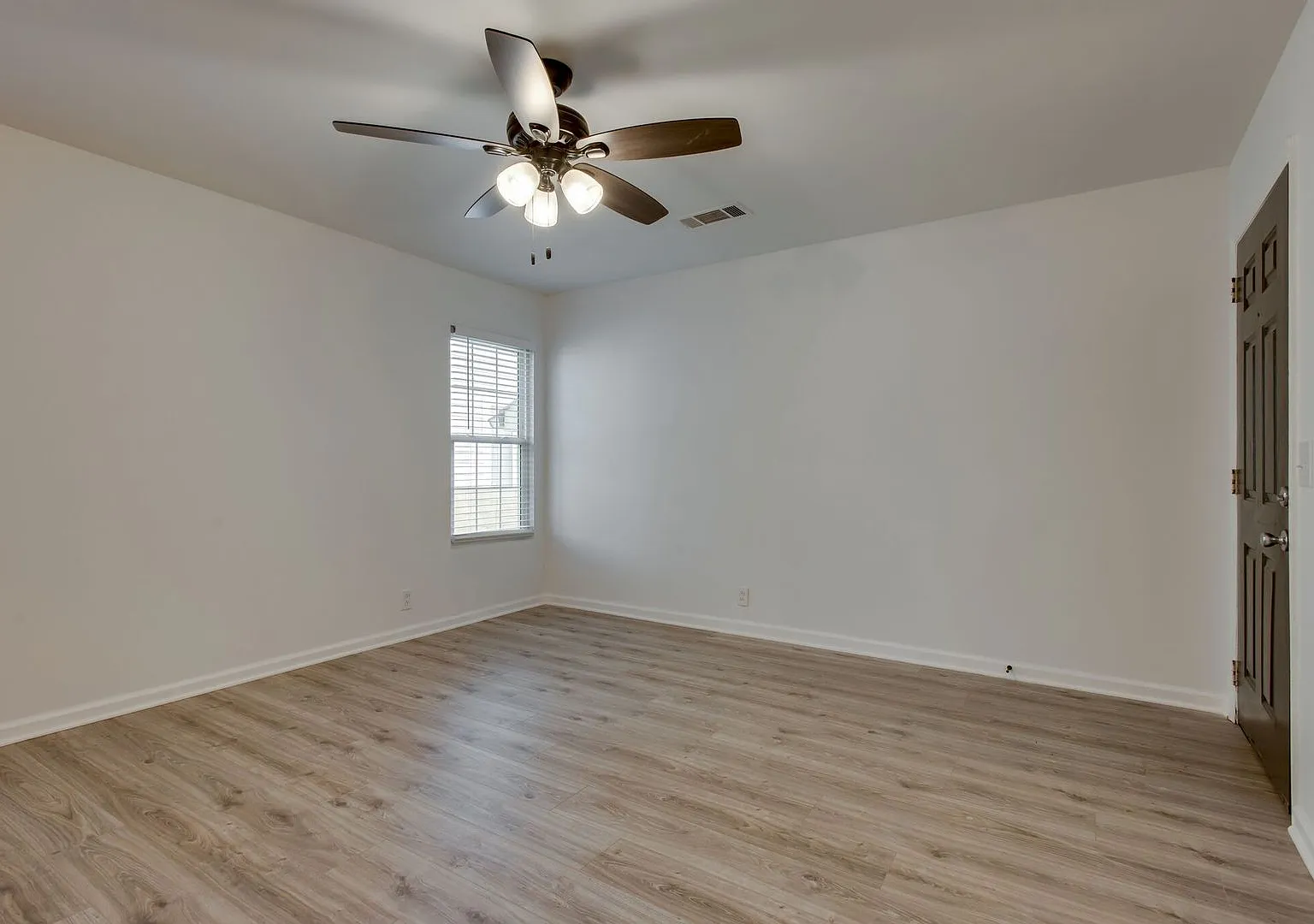 2921 Torbett St. — Photo 4
