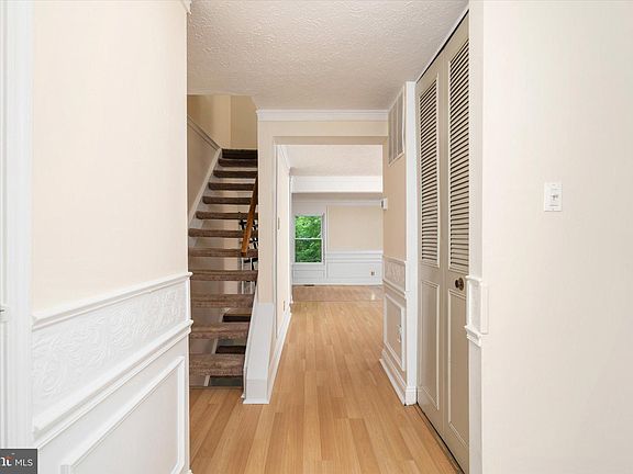 2nd image of 12 Woodland Ct