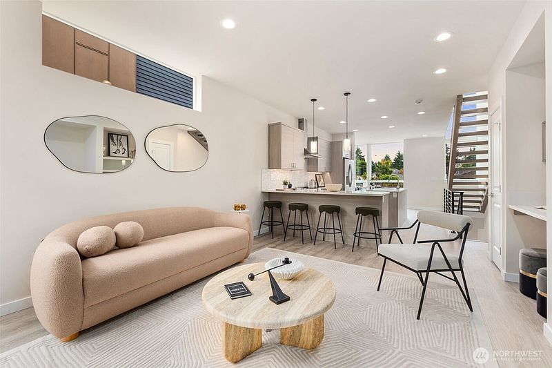 5th image of 9239 A 16th Avenue SW