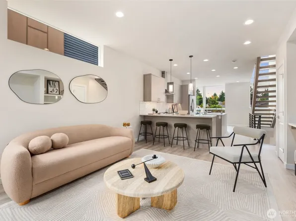 9239 A 16th Avenue SW, Seattle, WA 98106