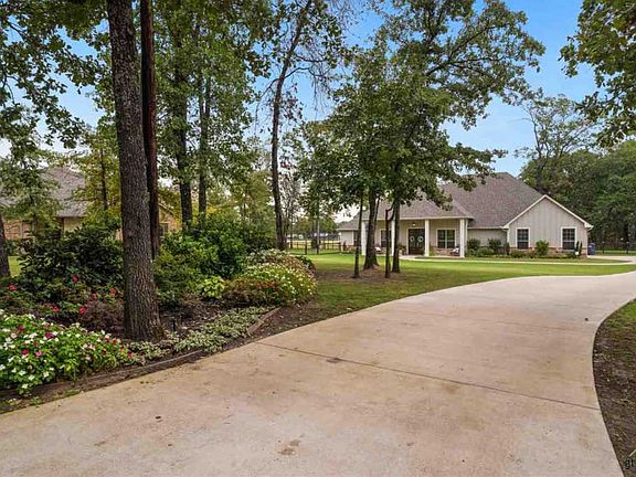 2nd image of 304 Private Road 6325