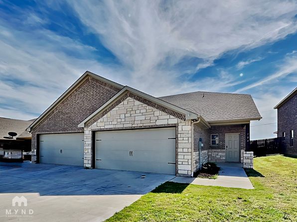 704 Rolling Terrace Cir
