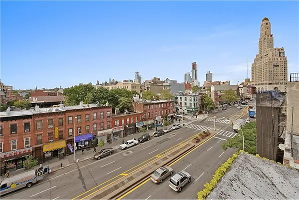 Rented by Douglas Elliman | media 19