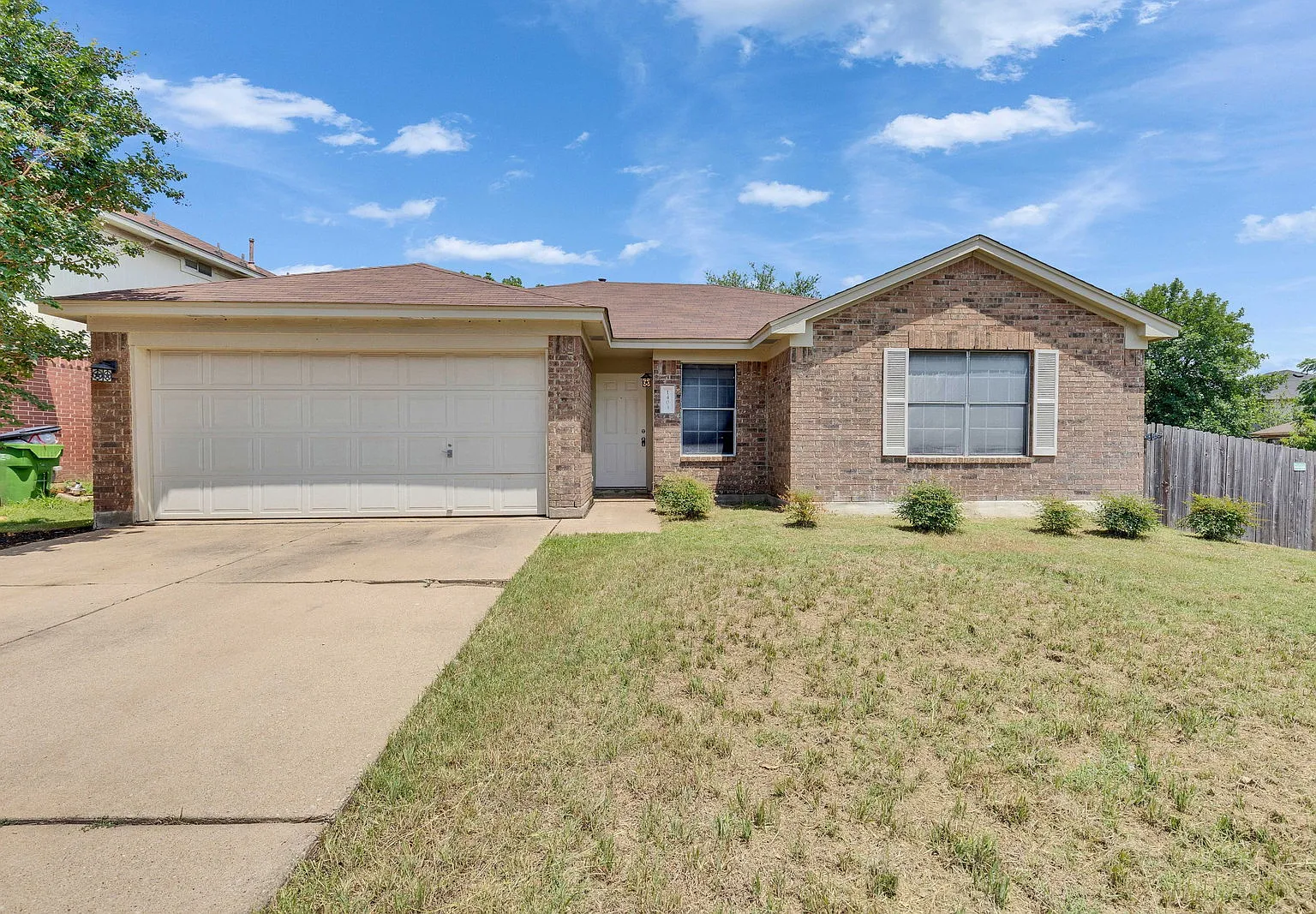 3 bed, 2.0 bath, 1341 sqft, $1,800 — Photo 1